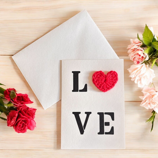 Postkarte / Klappkarte "Love" - mit Umschlag zum Valentinstag / Hochzeitstag