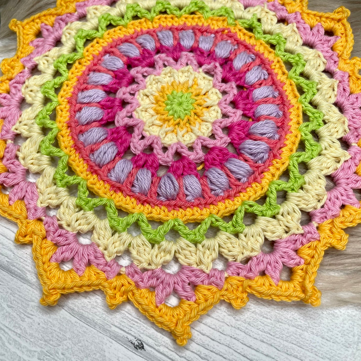 Häkelanleitung Mandala Dahlias Sister // DEUTSCH