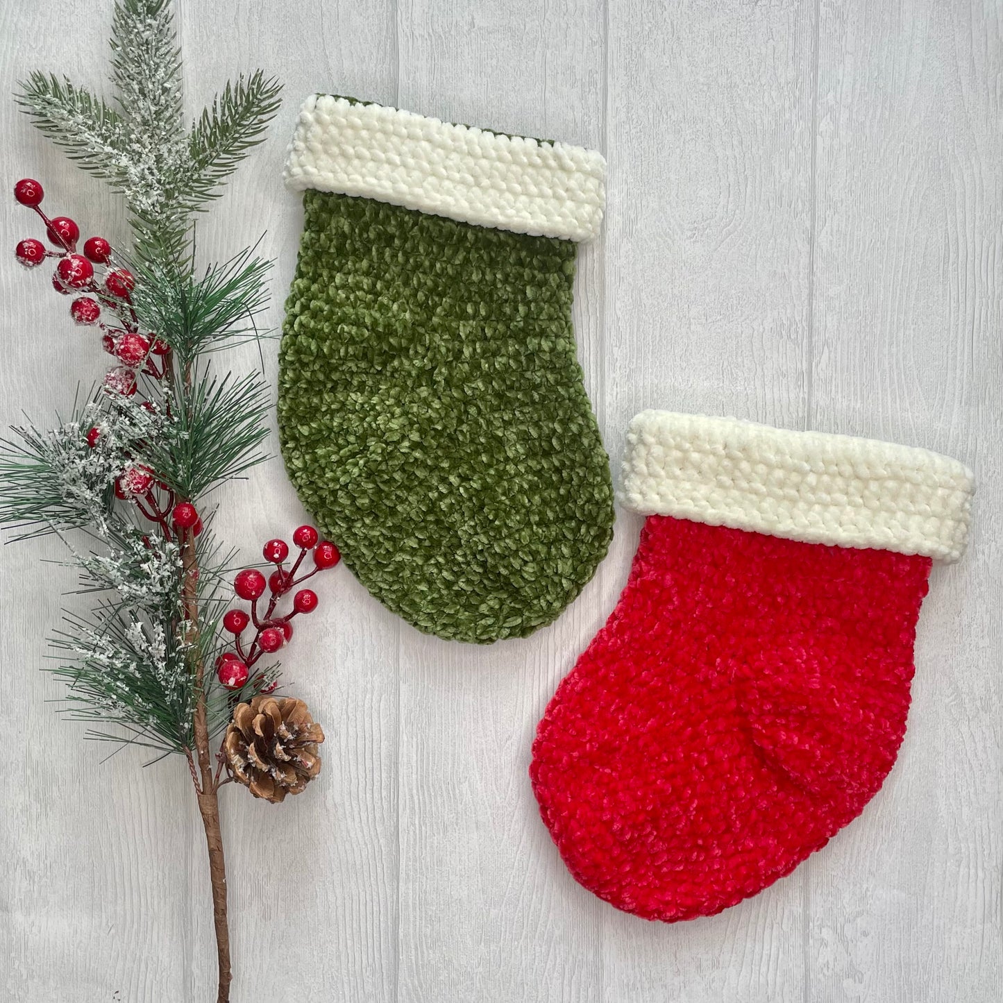 Crochet Pattern Christmas Stocking // ENGLISH